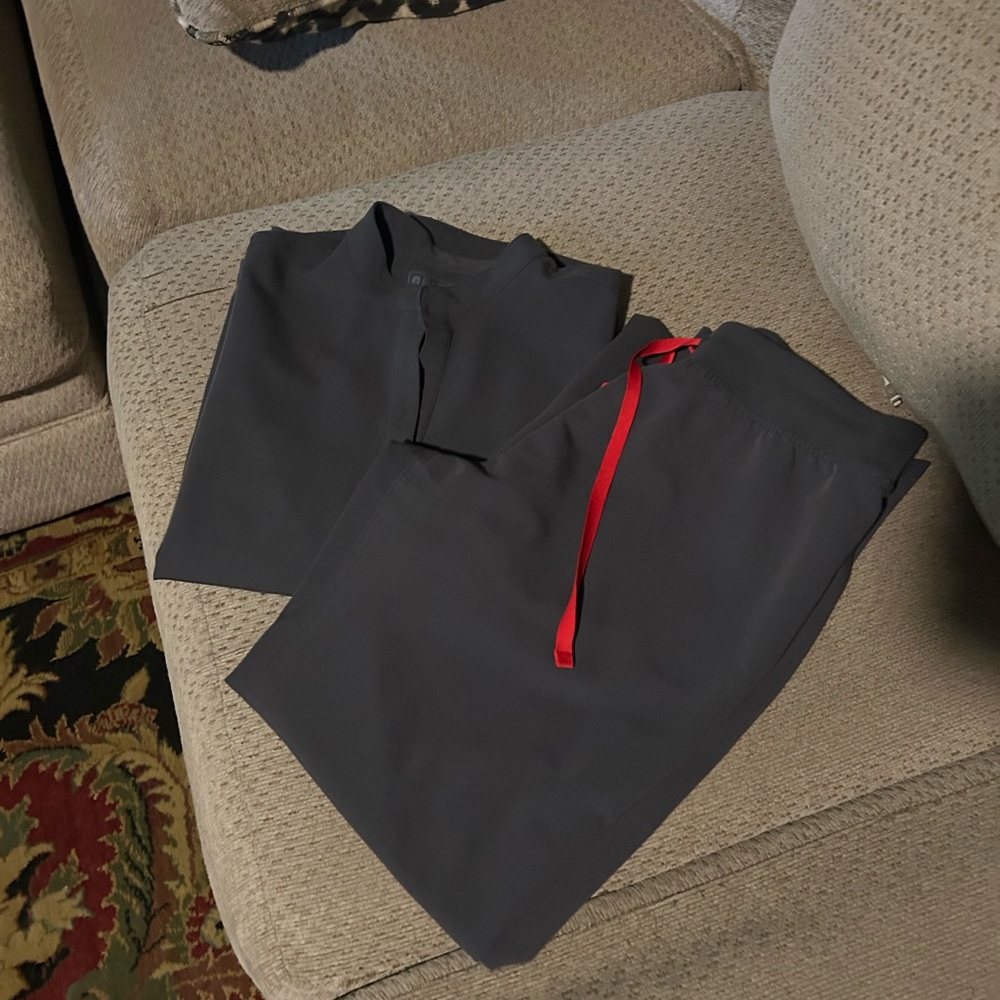 FIGS Charcoal Grey Set